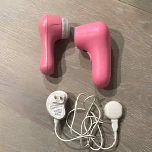 Clarisonic Mia 2 Sonic facial cleansing brush system